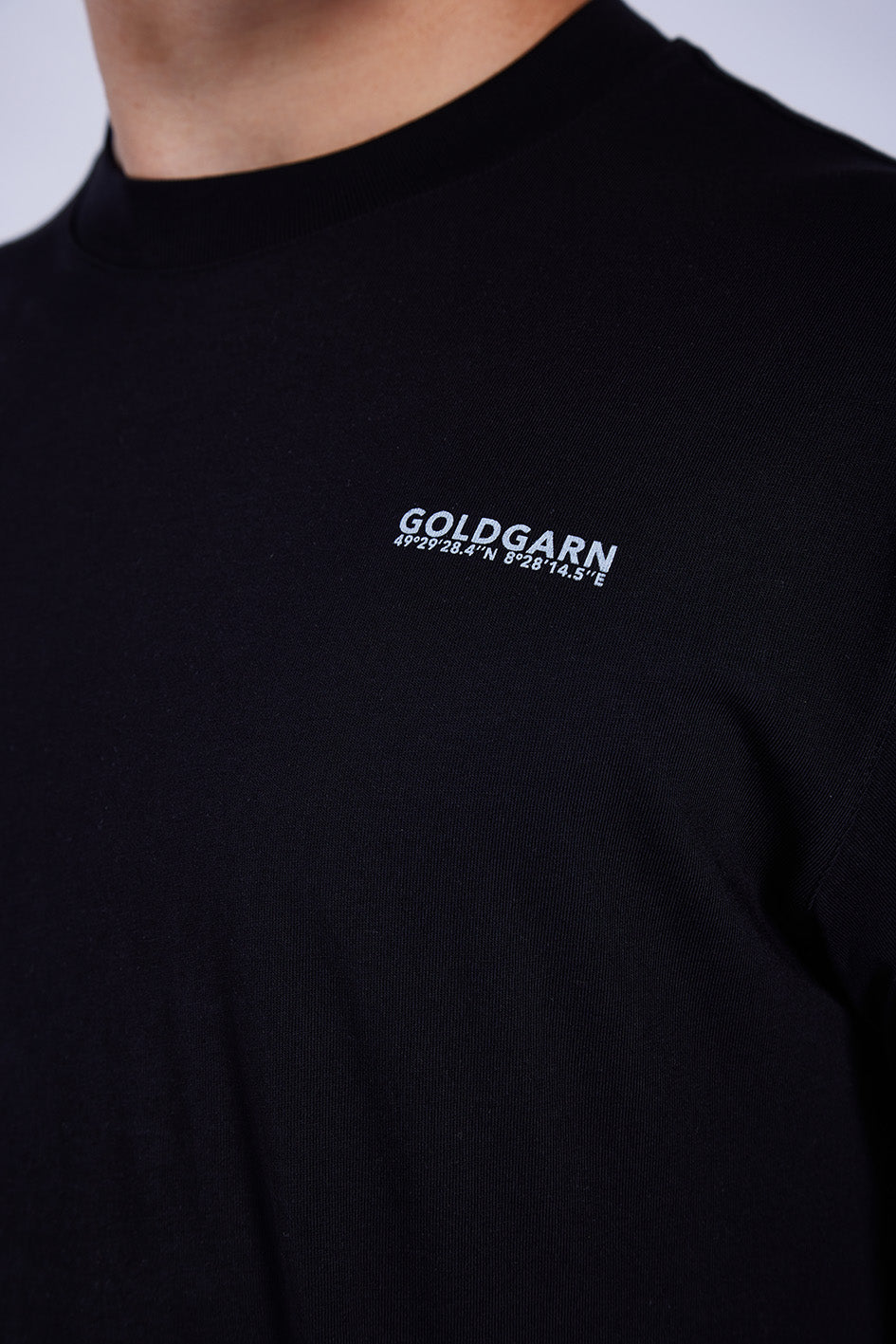 68 | THE BASIC TEE | BLACK GOLDGARN DENIM