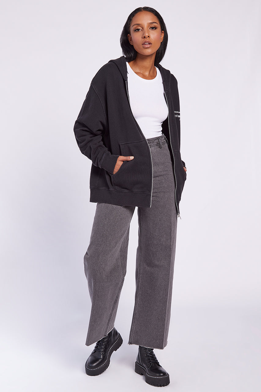 68 I THE VINTAGE ZIPPER | VINTAGEBLACK