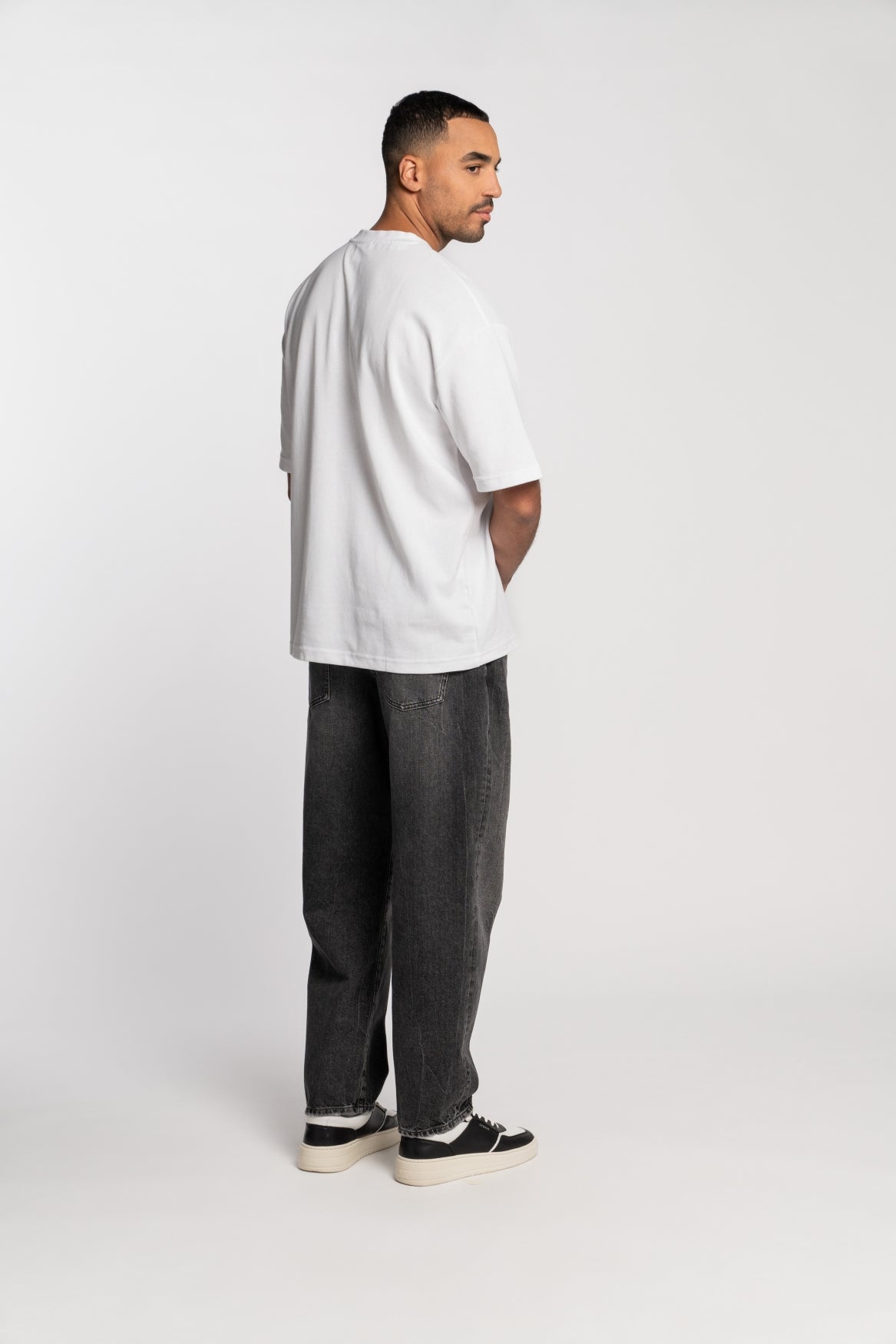 WALDPARK | LOOSE FIT | VINTAGEBLACK GOLDGARN DENIM