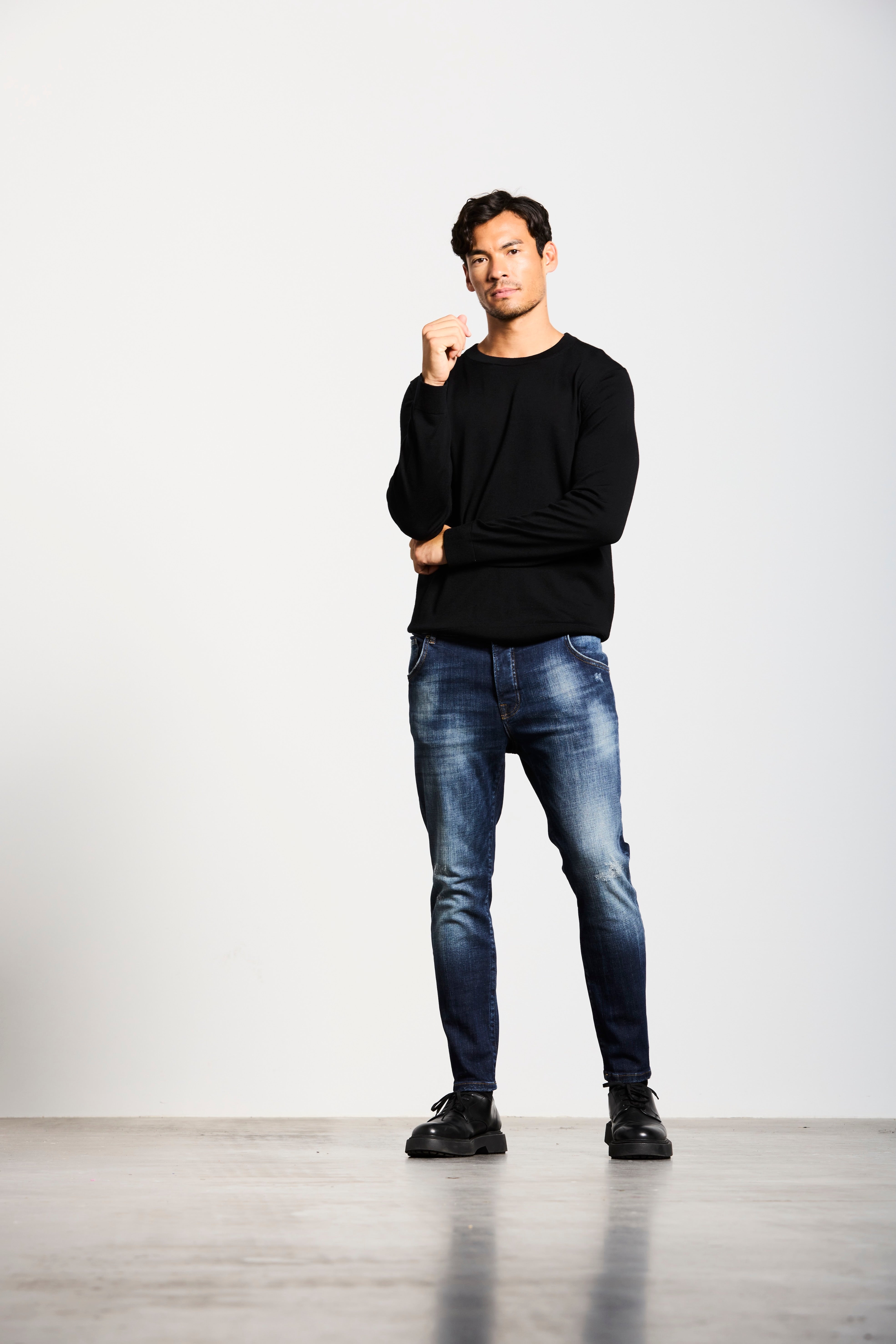 NECKARAU | TWISTED | DARKBLUE GOLDGARN DENIM