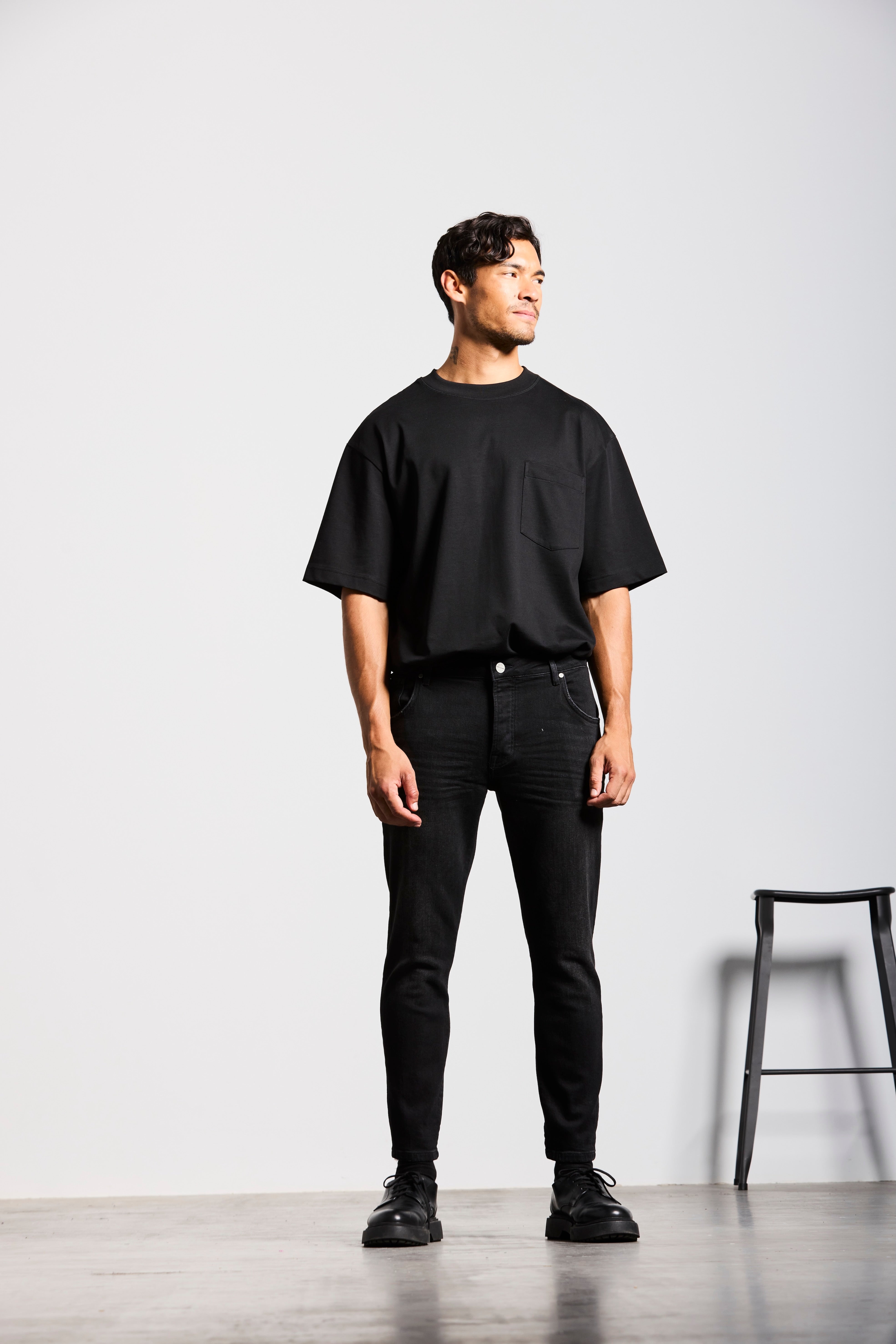 NECKARAU | CROPPED | BLACK GOLDGARN DENIM