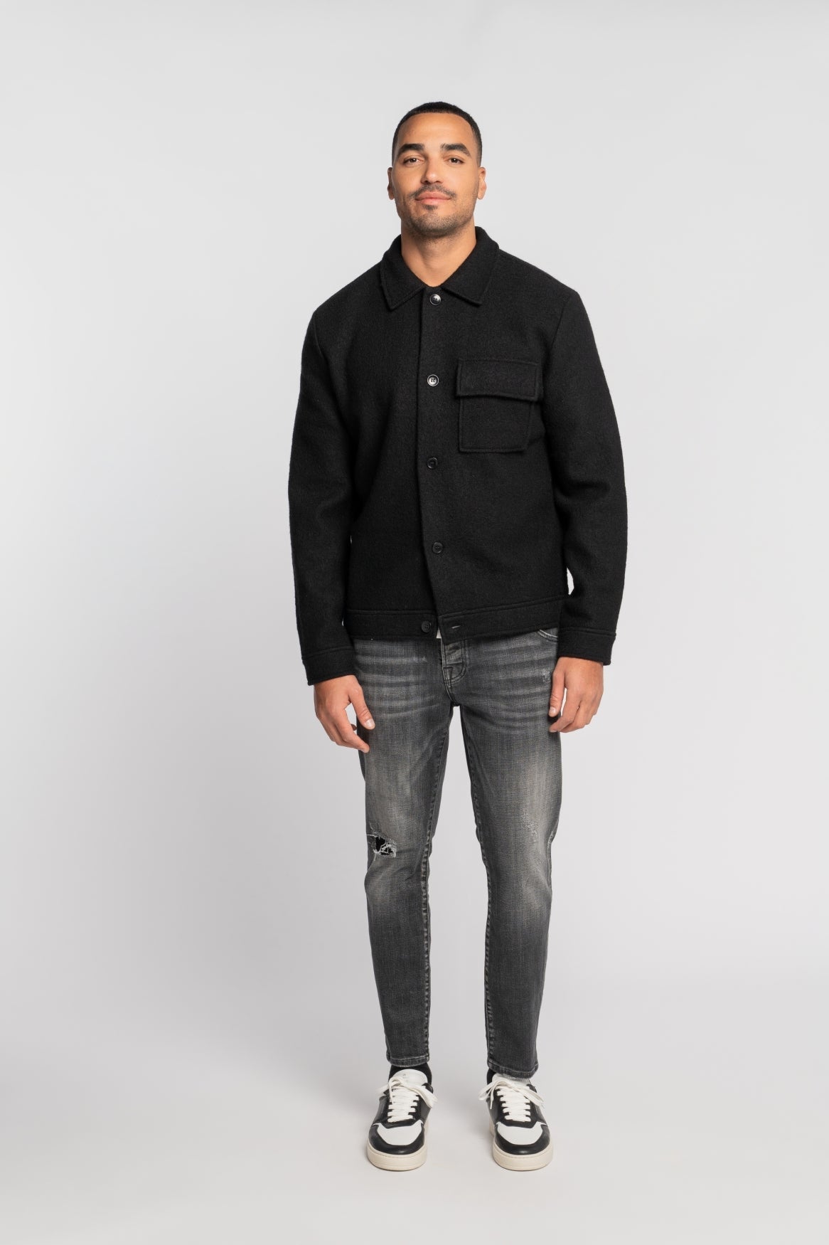 NECKARAU | CROPPED | VINTAGEBLACK GOLDGARN DENIM