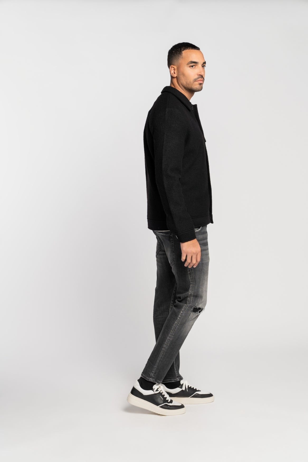 NECKARAU | CROPPED | VINTAGEBLACK GOLDGARN DENIM
