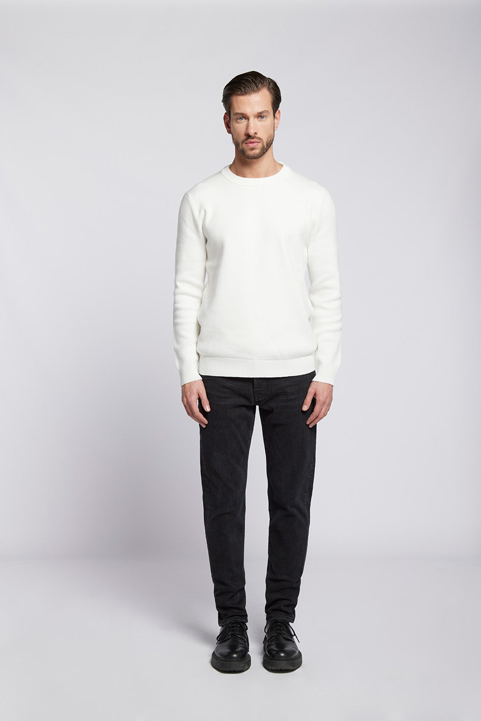 U2 | TAPERED FIT | BLACK