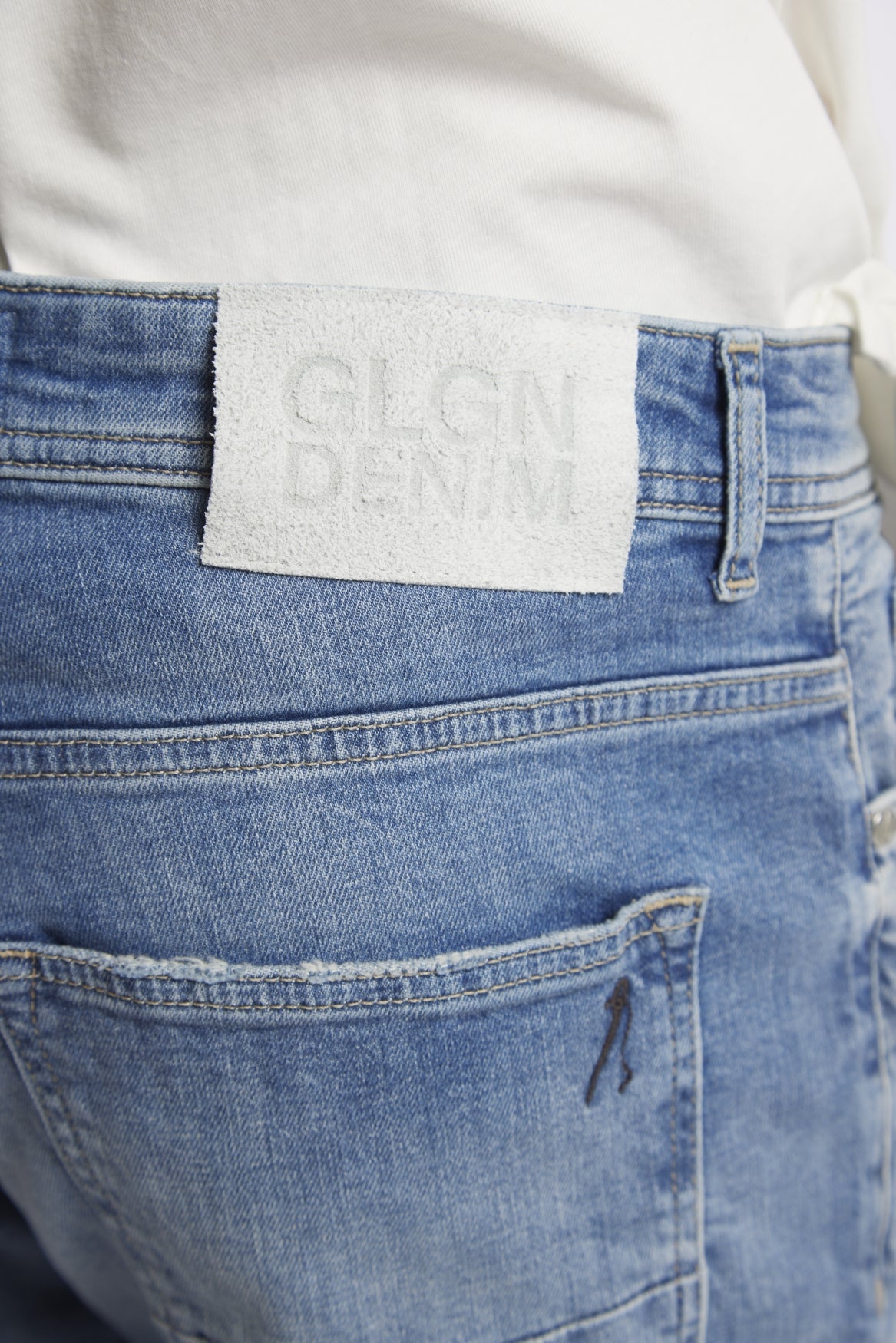 U2 | TAPERED FIT | VINTAGEBLUE GOLDGARN DENIM