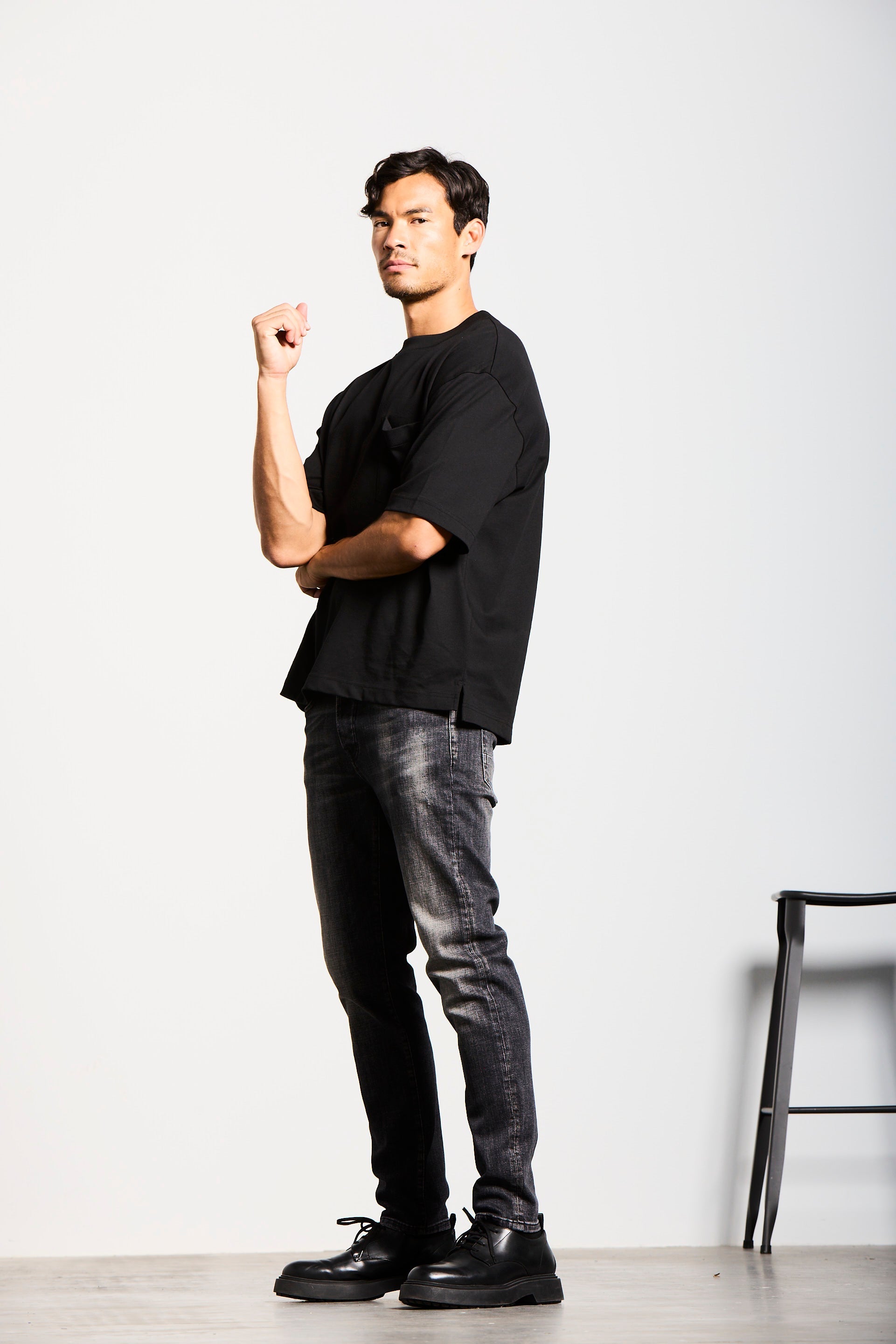 U2 | TAPERED FIT | VINTAGEBLACK GOLDGARN DENIM