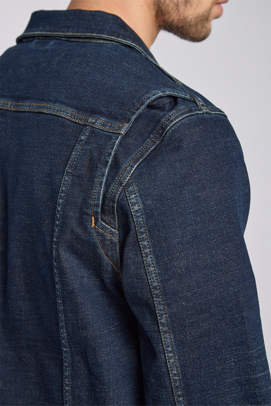 FEUDENHEIM | THE JACKET | DARKBLUE GOLDGARN DENIM