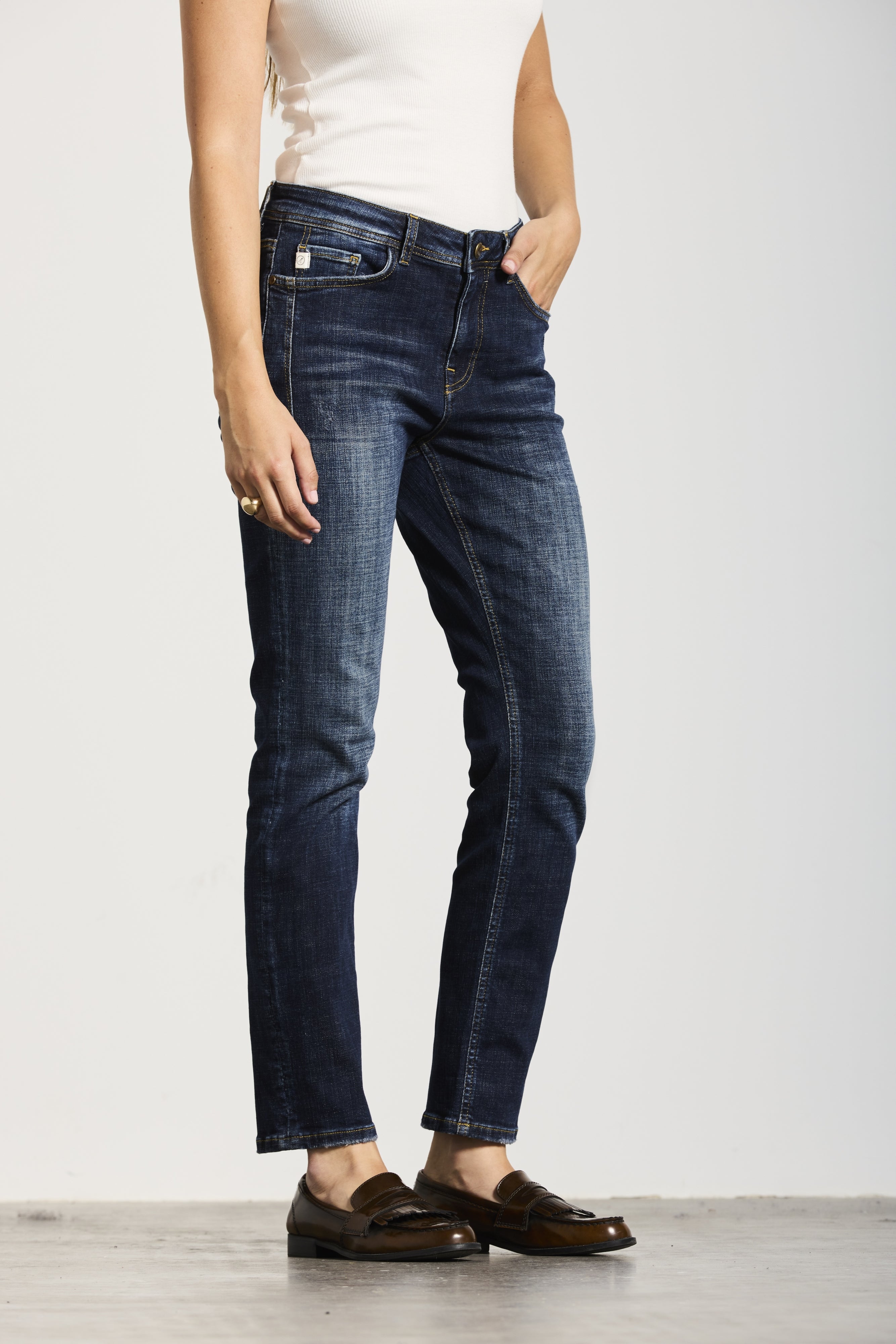 C4 | RELAXED FIT | DARKBLUE