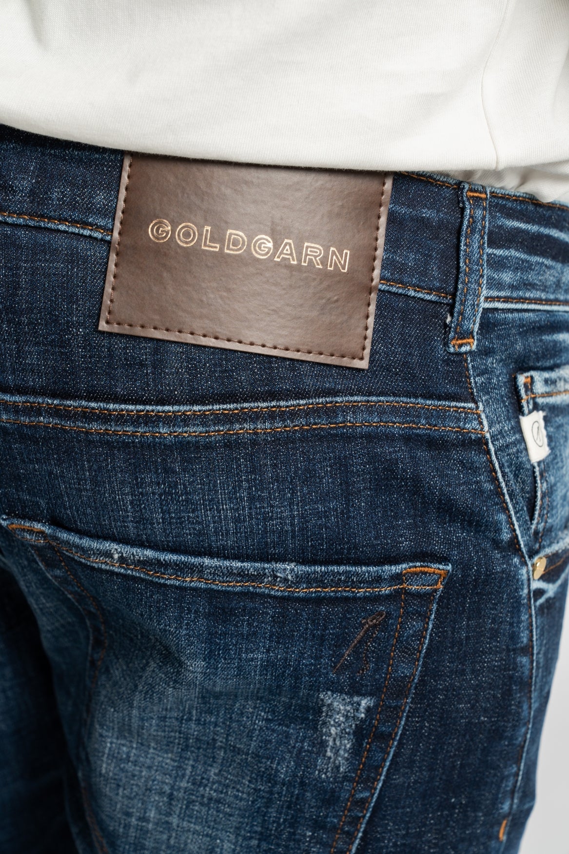 NECKARAU | TWISTED | DARKBLUE