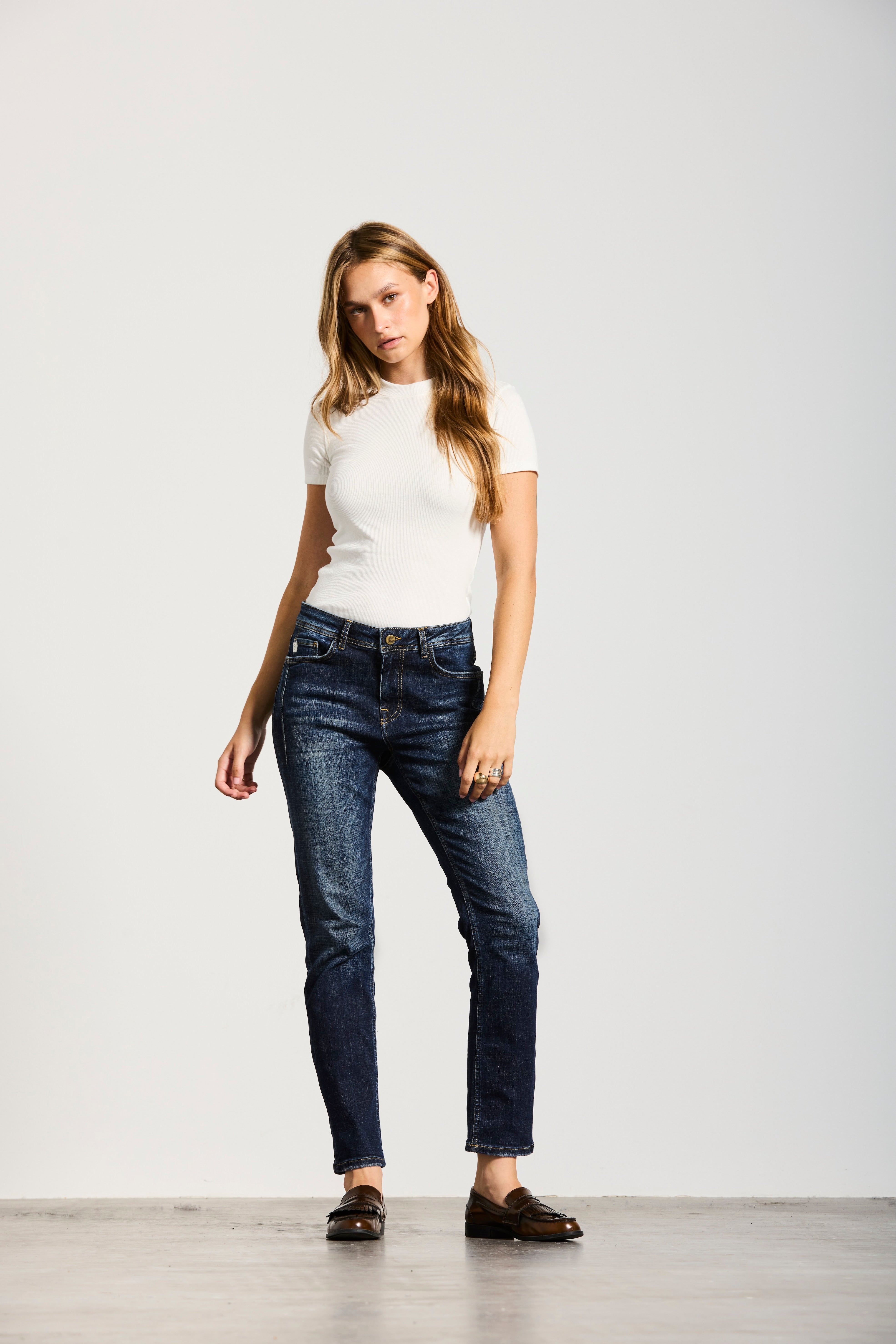C4 | RELAXED FIT | DARKBLUE